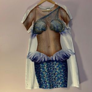 Adults T-shirt costume